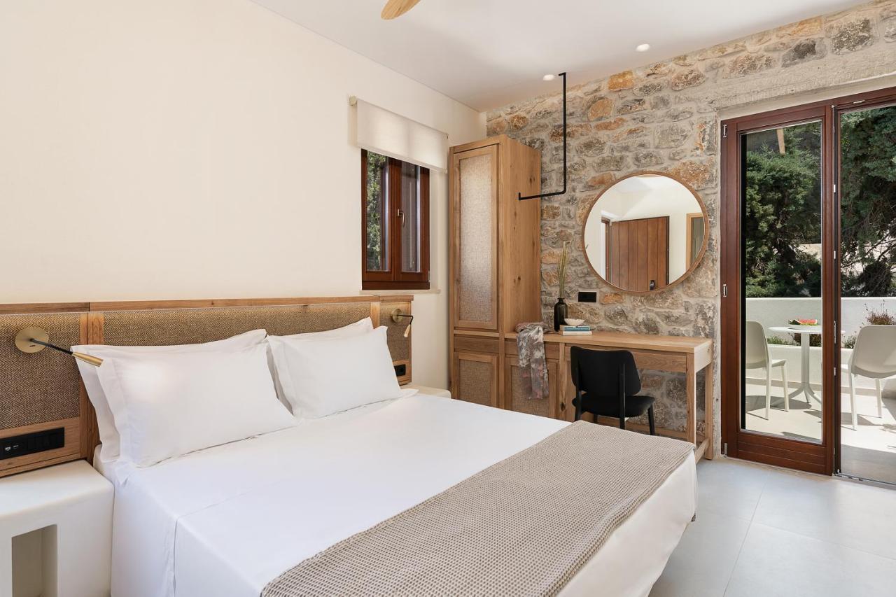 The Authentic Village Boutique Hotel Khora Sfakion Ngoại thất bức ảnh