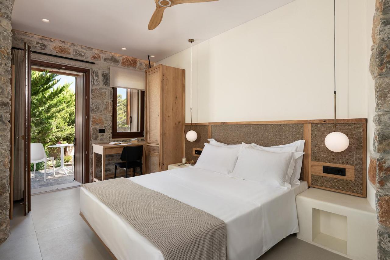The Authentic Village Boutique Hotel Khora Sfakion Ngoại thất bức ảnh